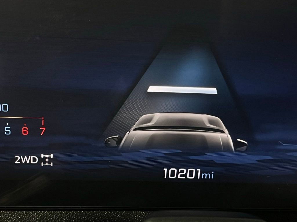 Used 2024 Chevrolet Traverse RS image 18