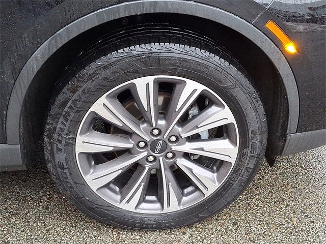 Certified 2022 Lincoln Corsair Reserve w/ Elements Package image 8