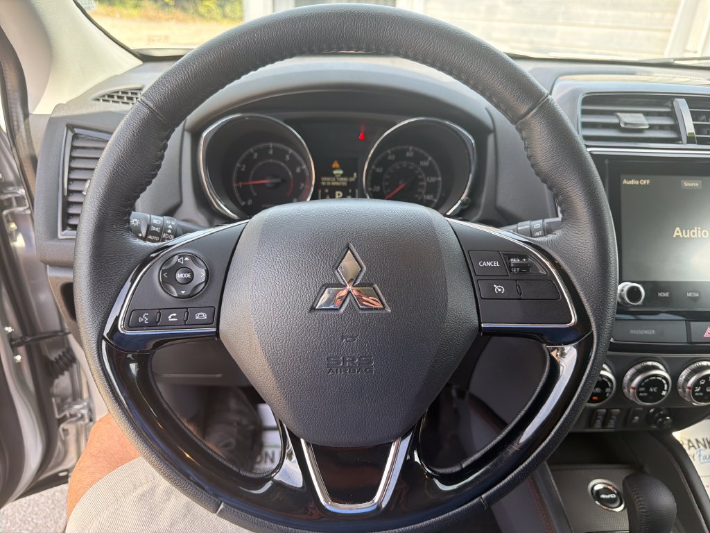 Used 2026 Mitsubishi Outlander Sport SE AWD/4WD image 17