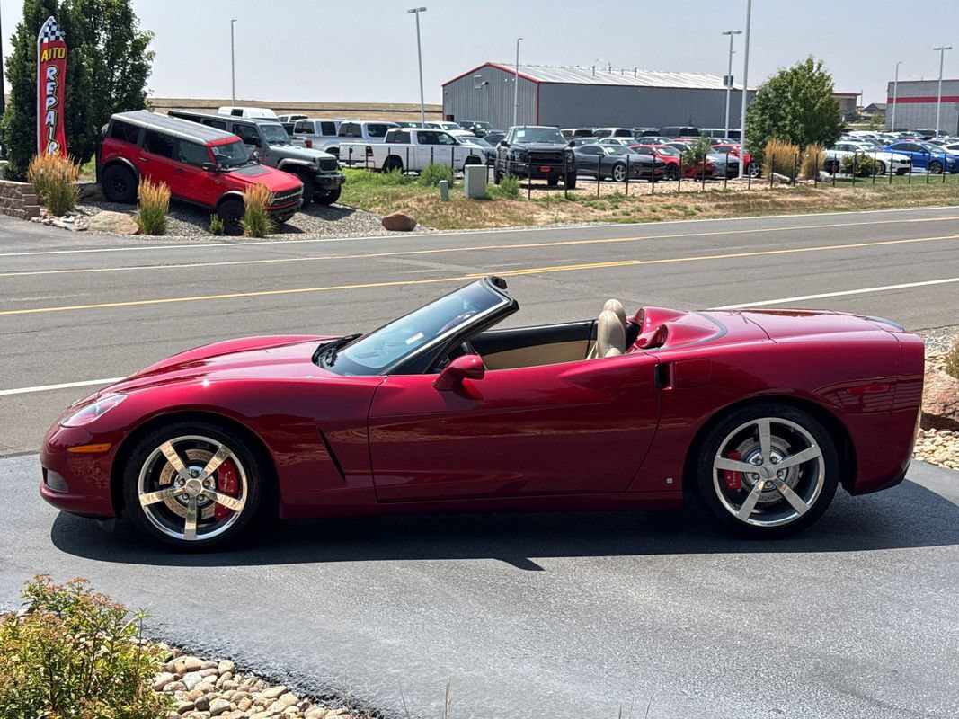 Used 2008 Chevrolet Corvette Convertible w/ Preferred Equipment Group RWD image 97