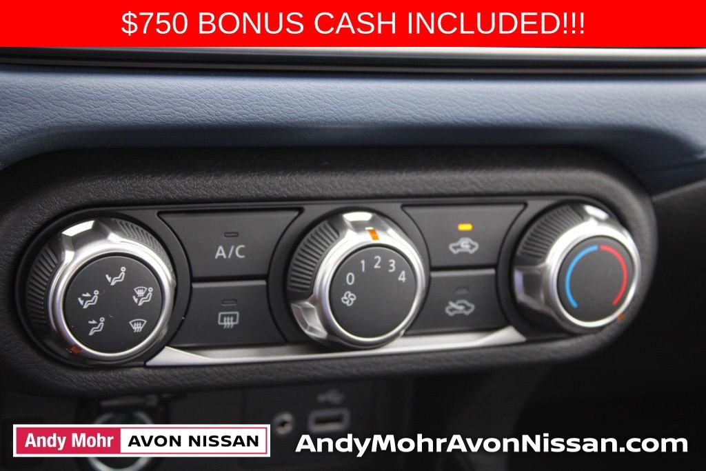New 2025 Nissan Versa SV w/ Trunk Package image 22