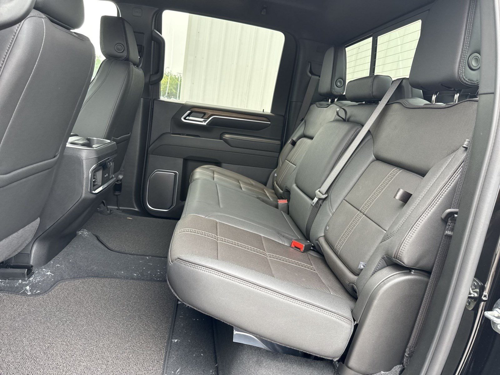 New 2026 Chevrolet Silverado 2500 High Country w/ High Country Premium Package AWD/4WD image 24