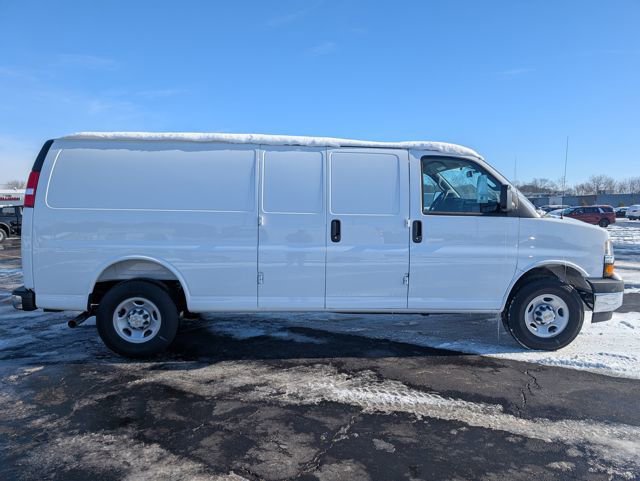 New 2025 Chevrolet Express 3500 Extended w/ Driver Convenience Package image 8