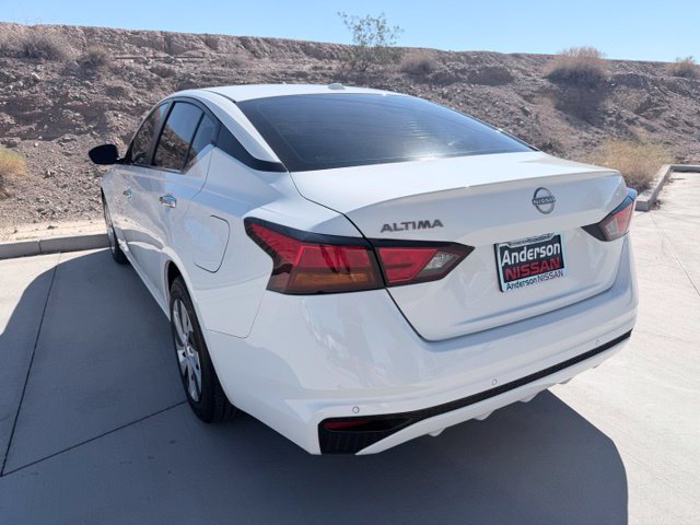 Certified 2025 Nissan Altima 2.5 S FWD image 6