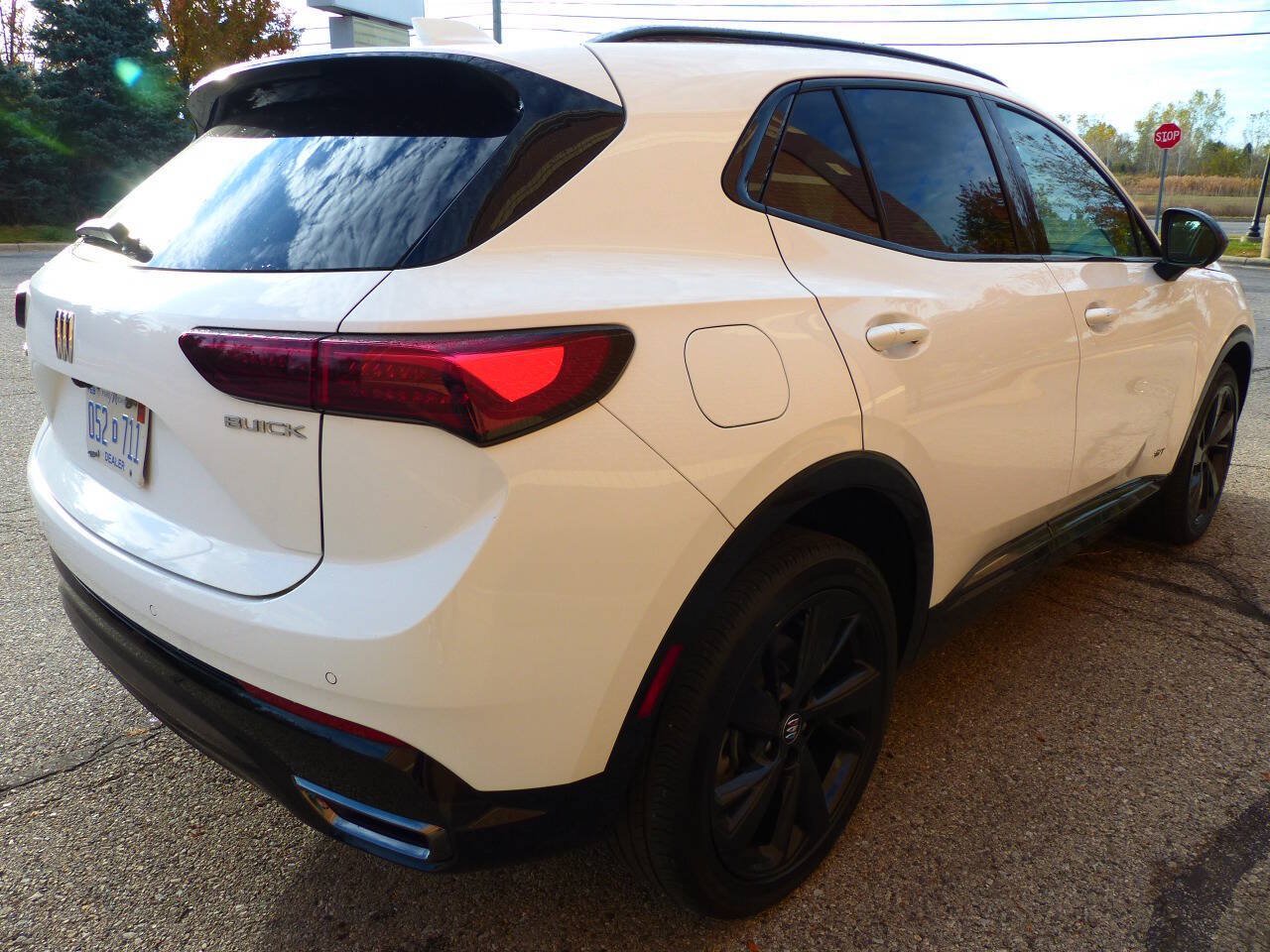 Used 2024 Buick Envision Sport Touring AWD/4WD image 10