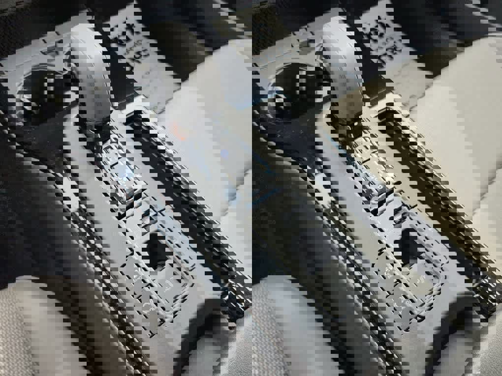 Used 2023 Toyota Prius LE image 14