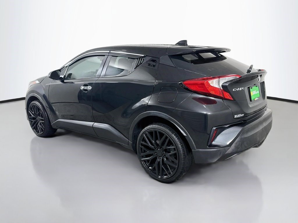 Used 2019 Toyota C-HR LE FWD image 7
