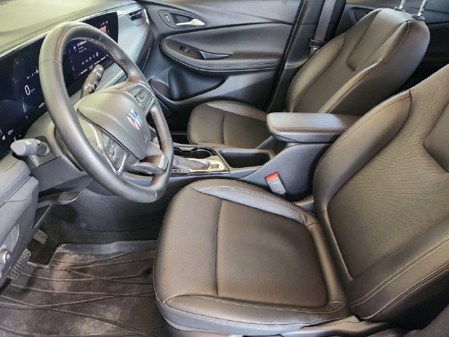 Used 2024 Buick Encore GX Sport Touring FWD image 4