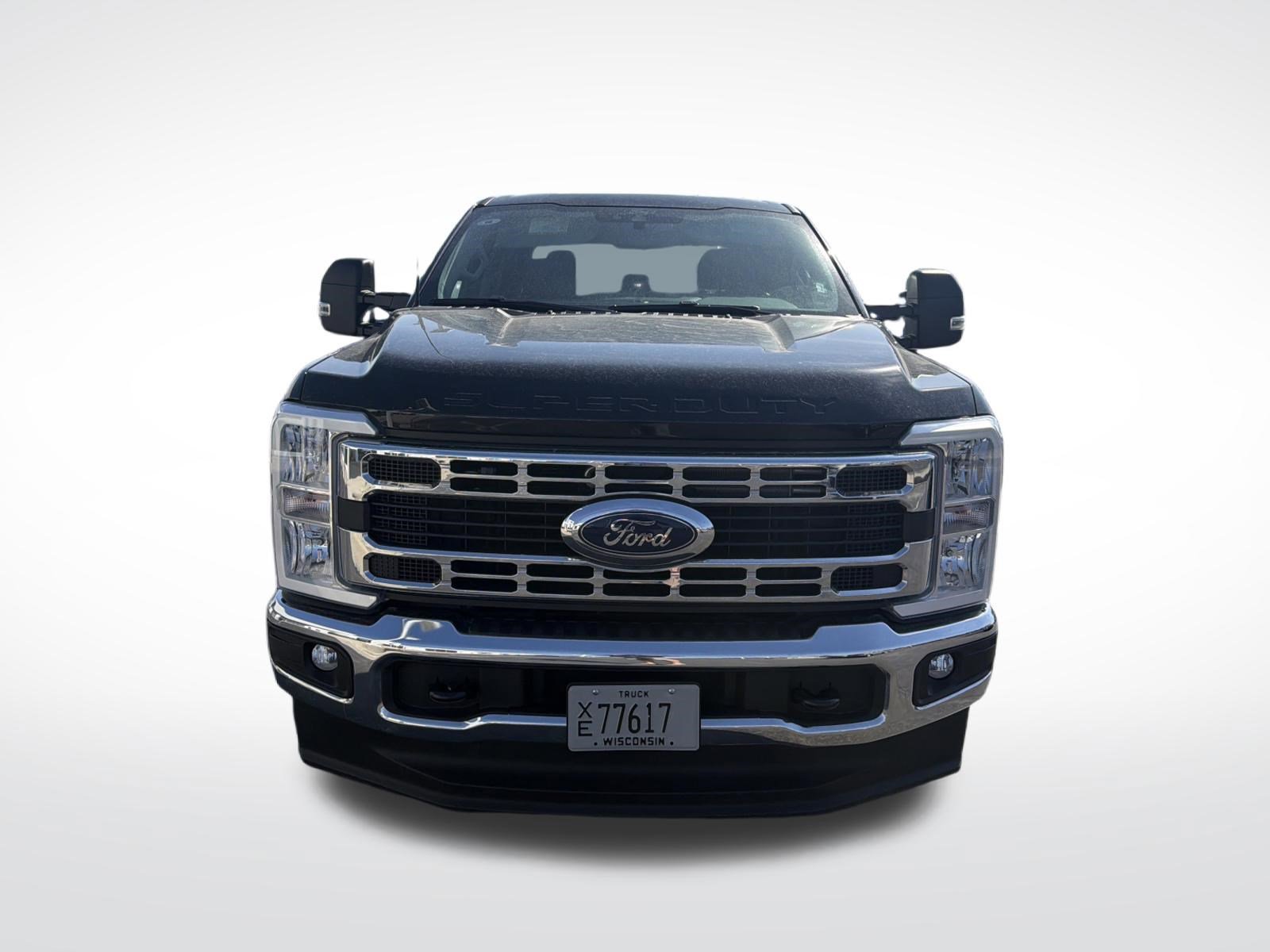 Certified 2025 Ford F250 XLT image 4