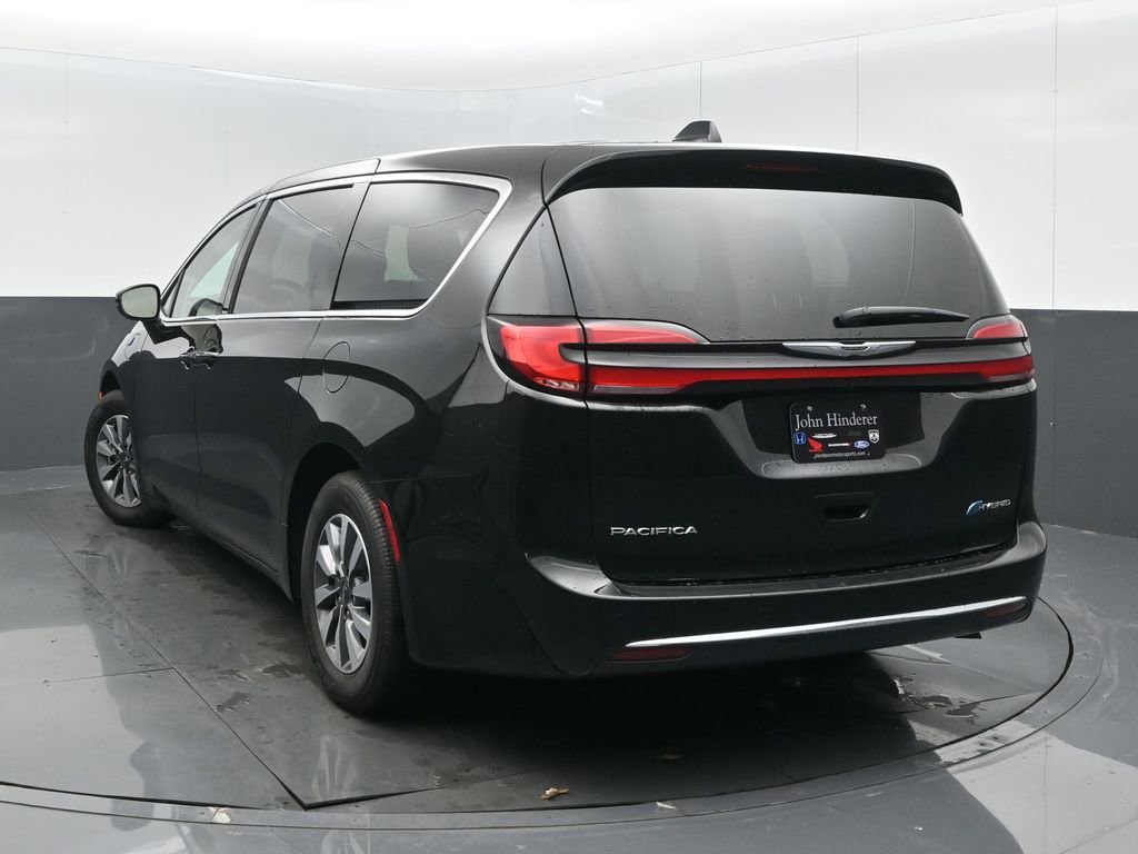 Certified 2024 Chrysler Pacifica Select image 6