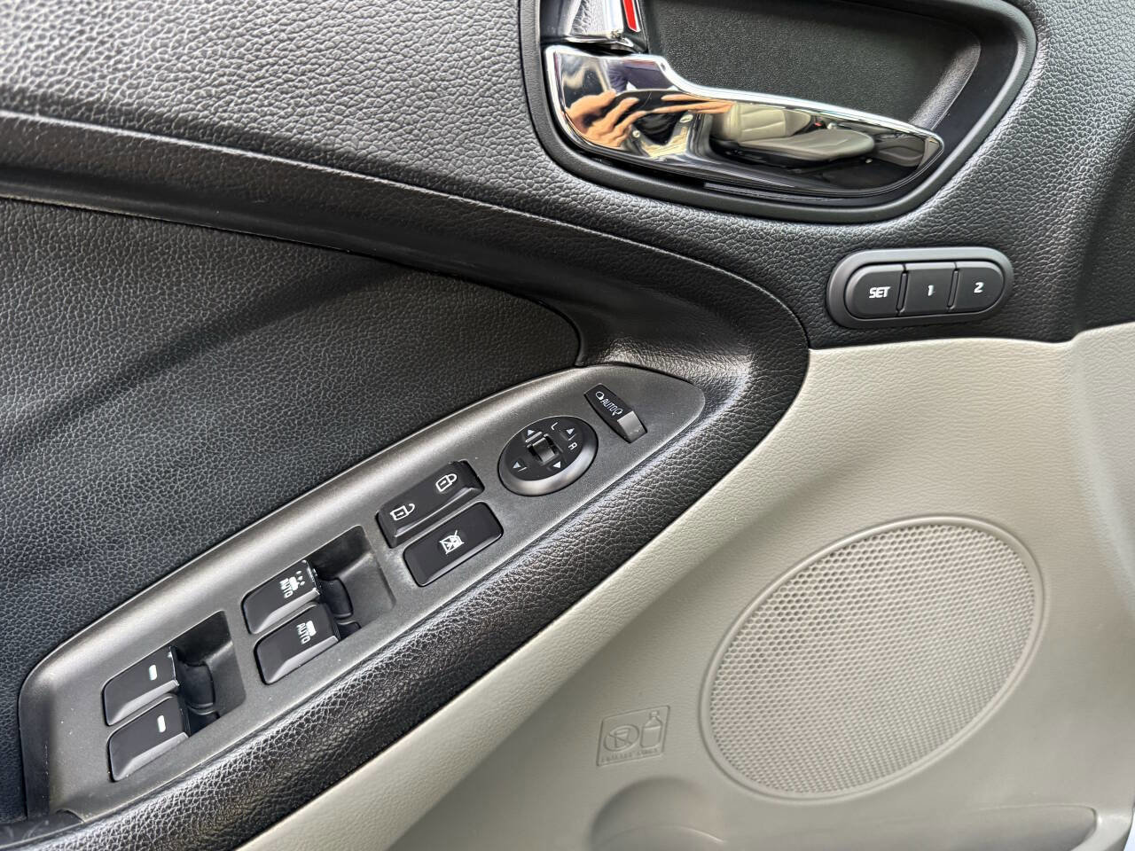 Used 2014 Kia Forte EX w/ EX Premium Package image 17