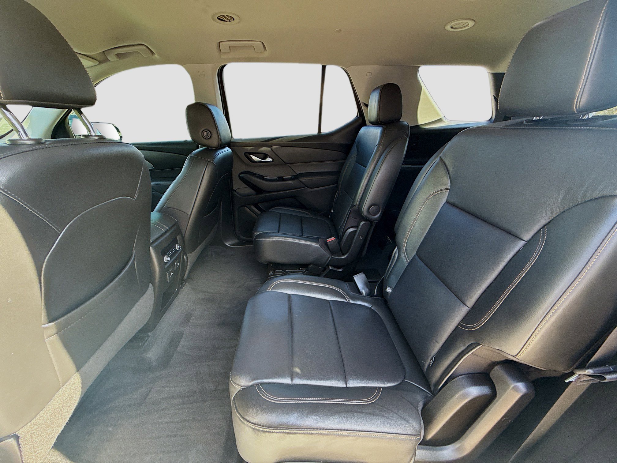 Used 2020 Chevrolet Traverse RS image 24