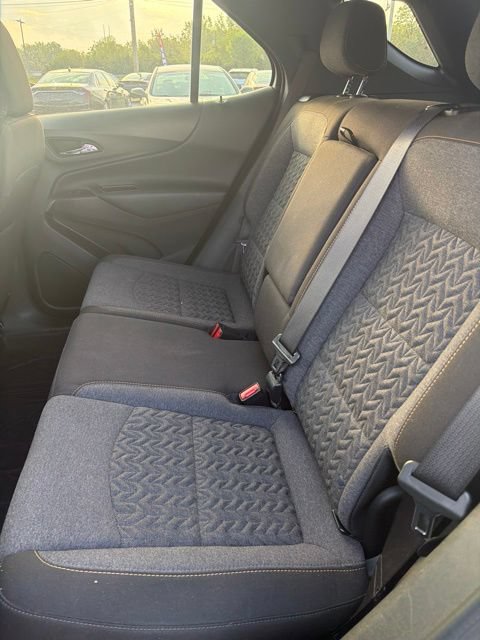 Used 2024 Chevrolet Equinox LT w/ LPO, Floor Liner Package FWD image 9