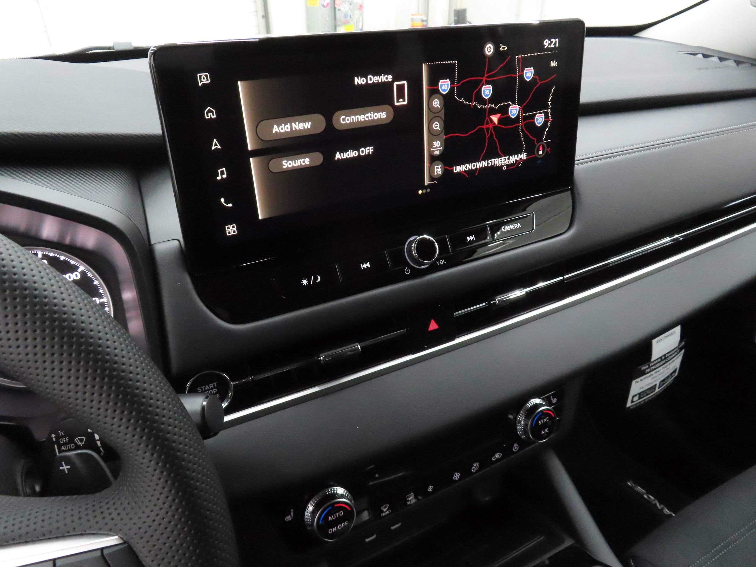 New 2026 Mitsubishi Outlander SE FWD image 16