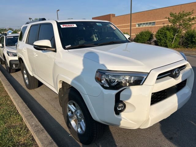 Used 2023 Toyota 4Runner SR5 Premium w/ Moonroof Package AWD/4WD image 2