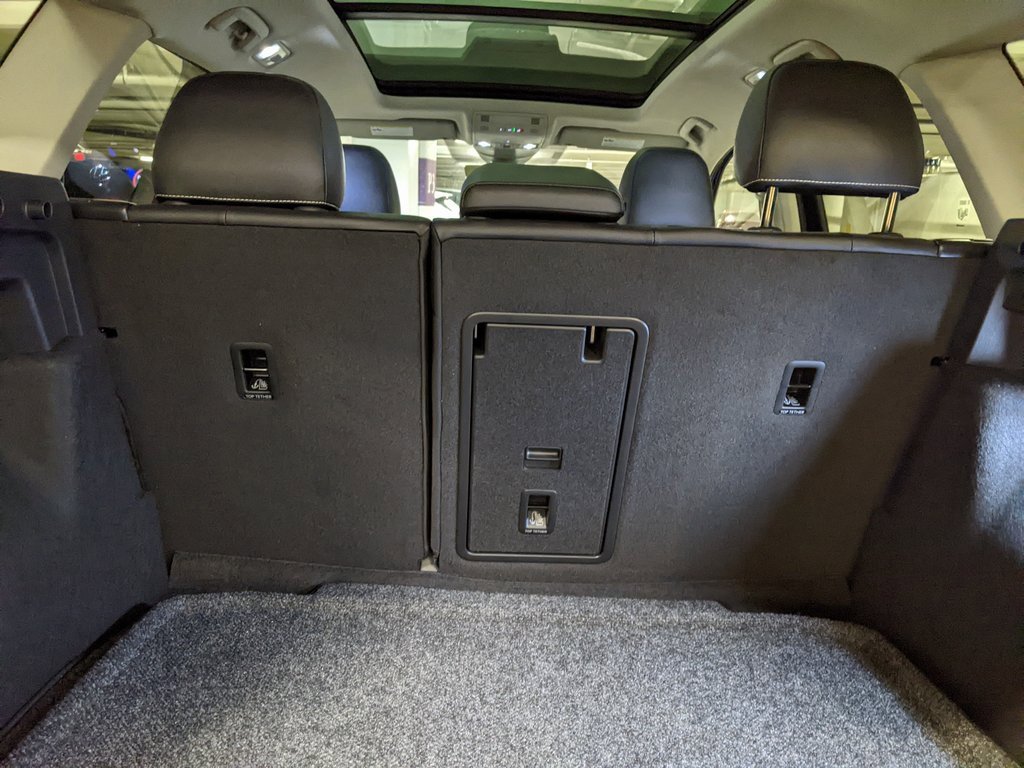 New 2025 Volkswagen Taos SE image 27