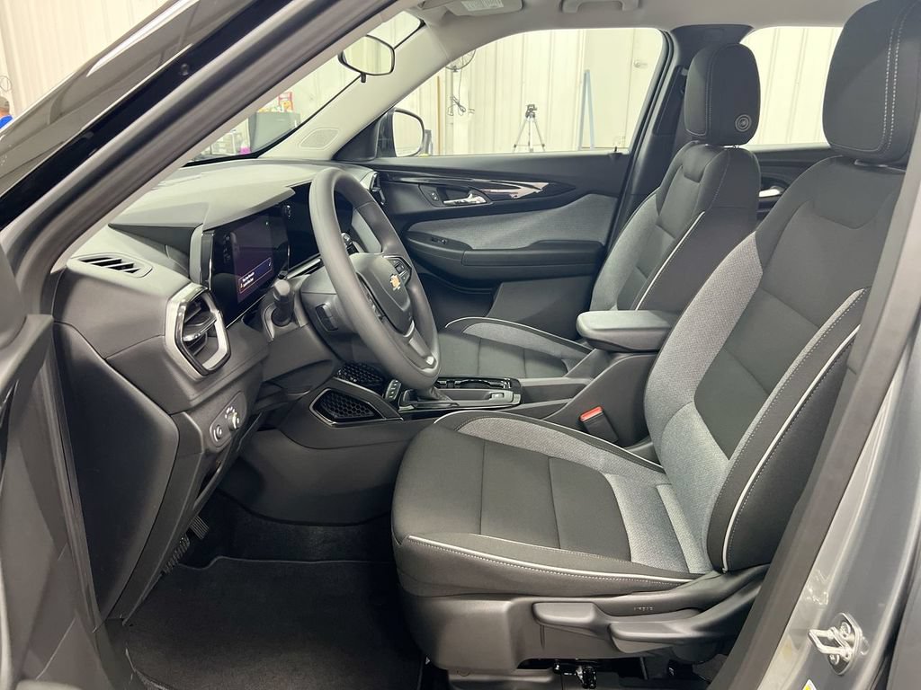 New 2026 Chevrolet TrailBlazer LS FWD image 19