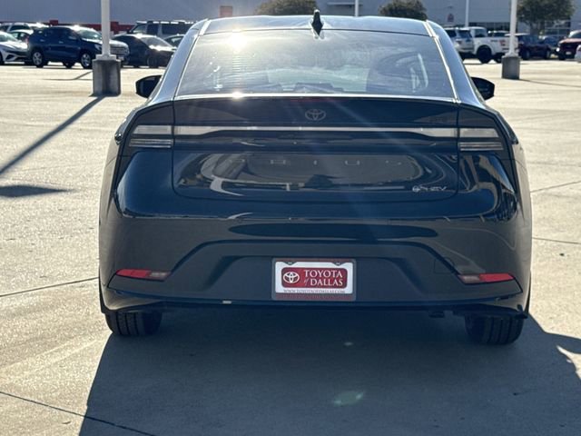 New 2026 Toyota Prius Plug-In Hybrid image 5