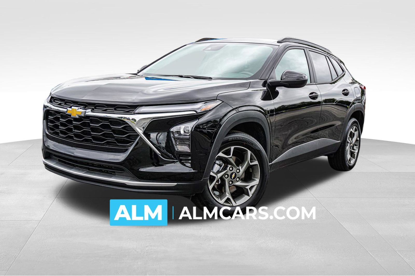 Used 2025 Chevrolet Trax LT w/ LT Convenience Package FWD image 1