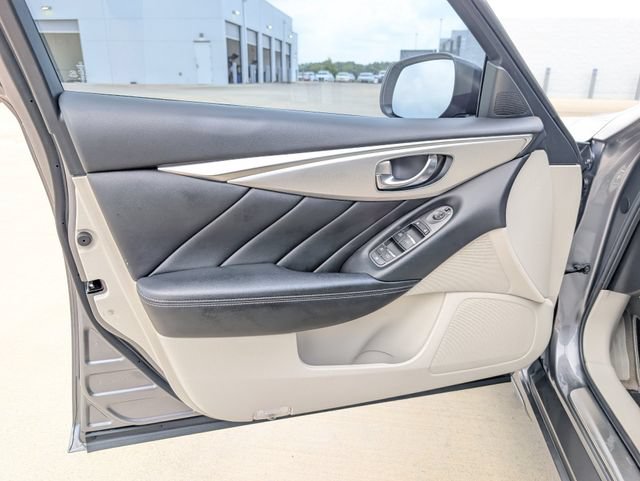 Used 2020 INFINITI Q50 Luxe w/ Cargo Package RWD image 24