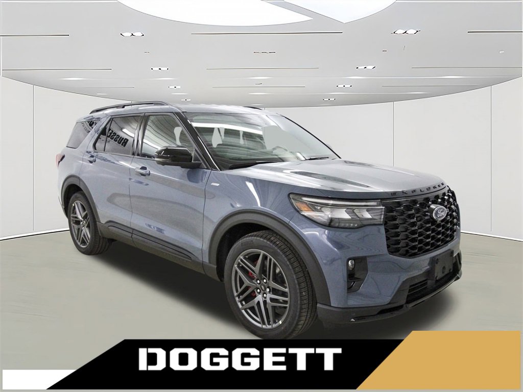 New 2025 Ford Explorer ST-Line w/ Premium Package