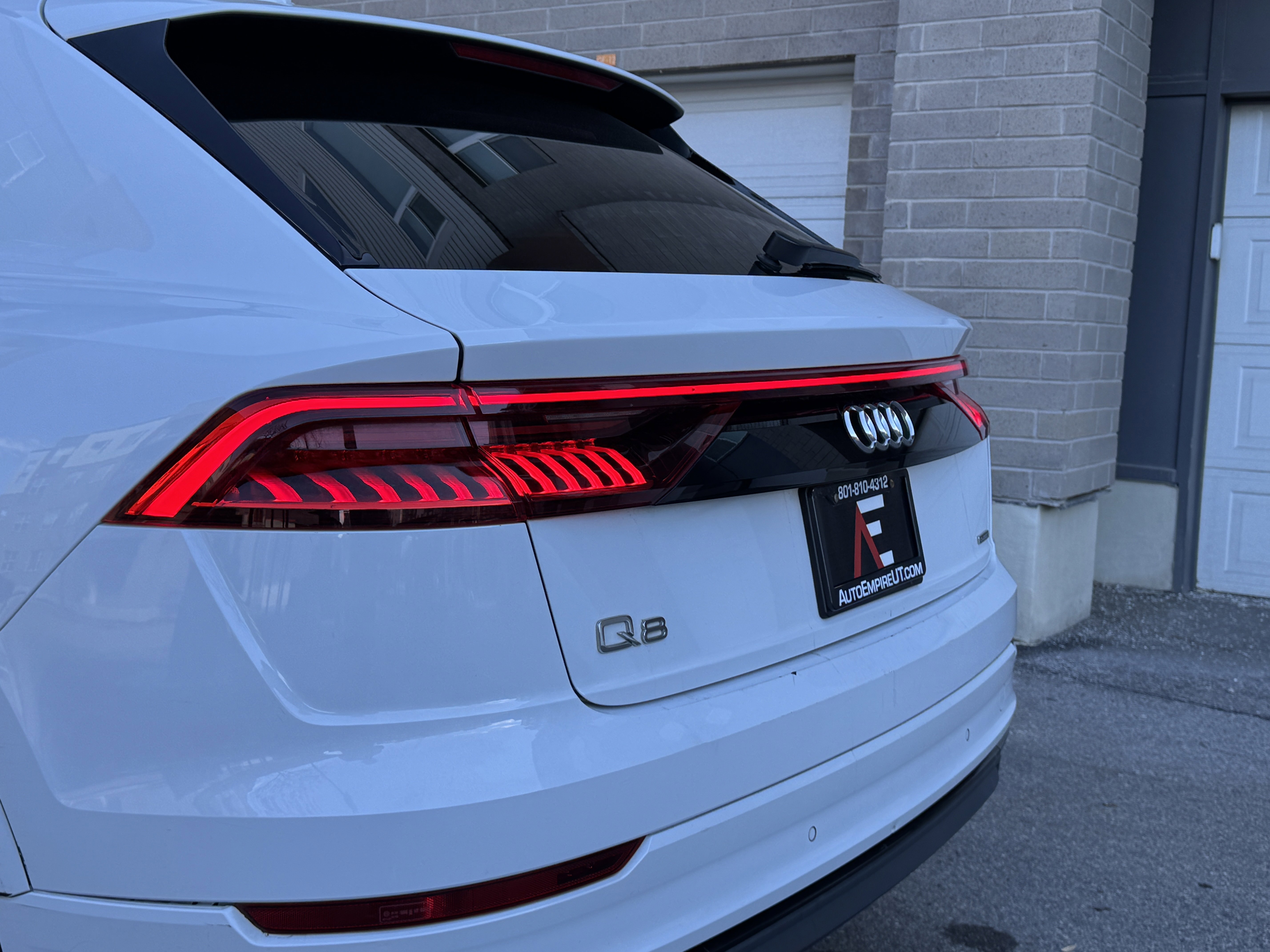 Used 2020 Audi Q8 Premium w/ Black Optic Package image 17