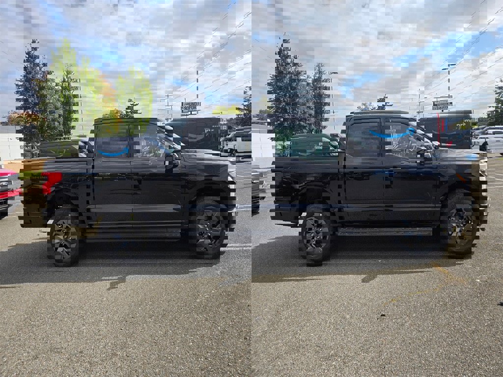 New 2025 Ford F150 Lightning Lariat image 4