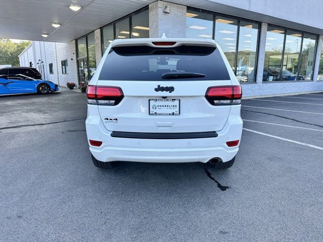 Used 2022 Jeep Grand Cherokee Laredo X image 6