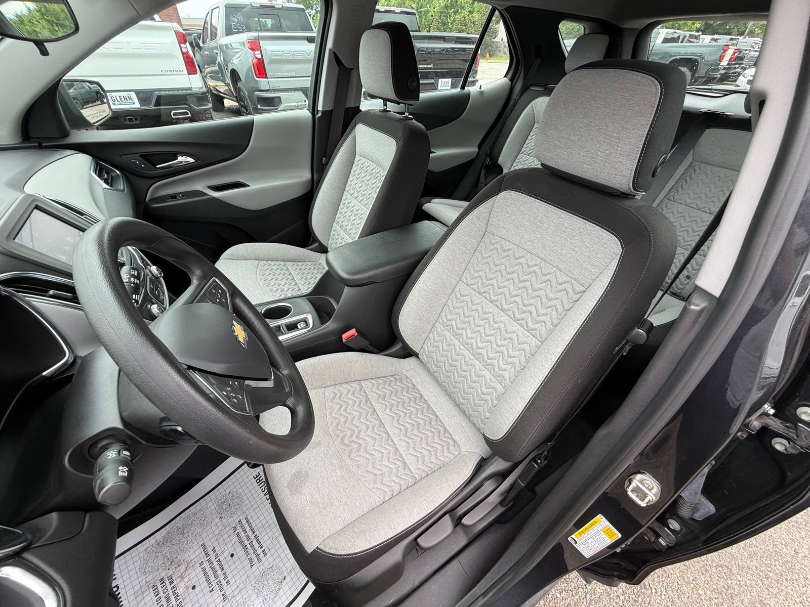 Used 2022 Chevrolet Equinox LS AWD/4WD image 13