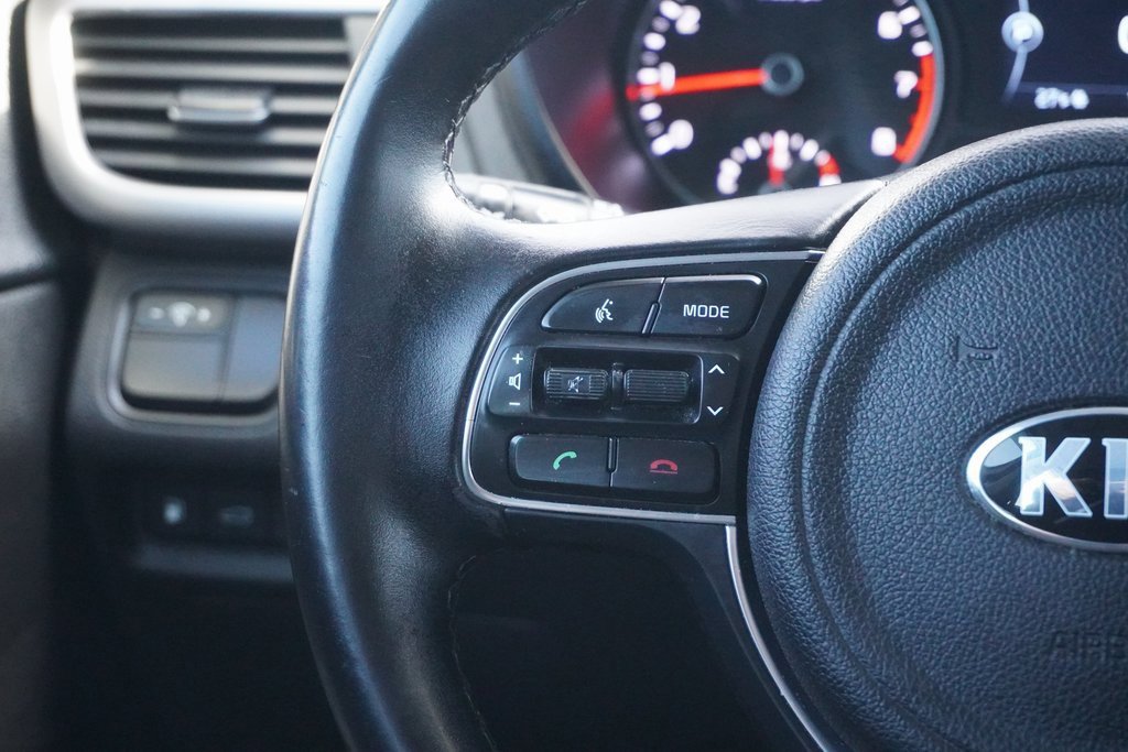 Used 2016 Kia Optima LX image 19