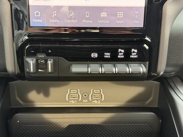 New 2026 RAM 2500 Big Horn AWD/4WD image 31