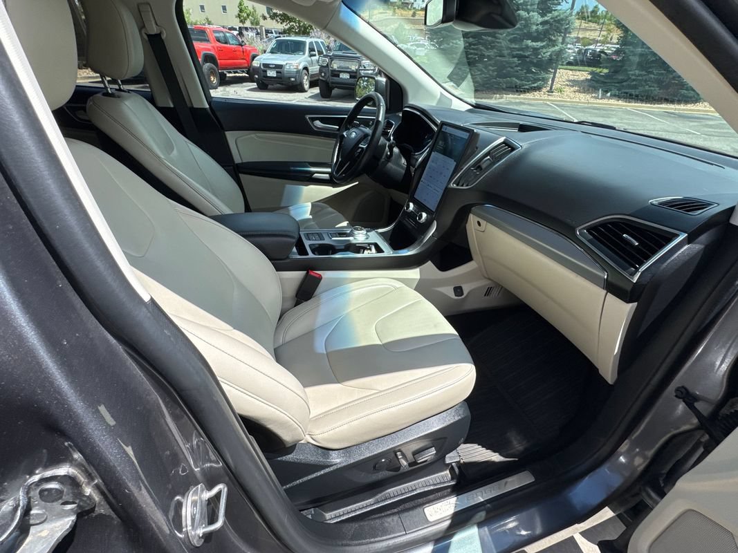 Used 2021 Ford Edge Titanium w/ Cargo Accessory Package AWD/4WD image 17