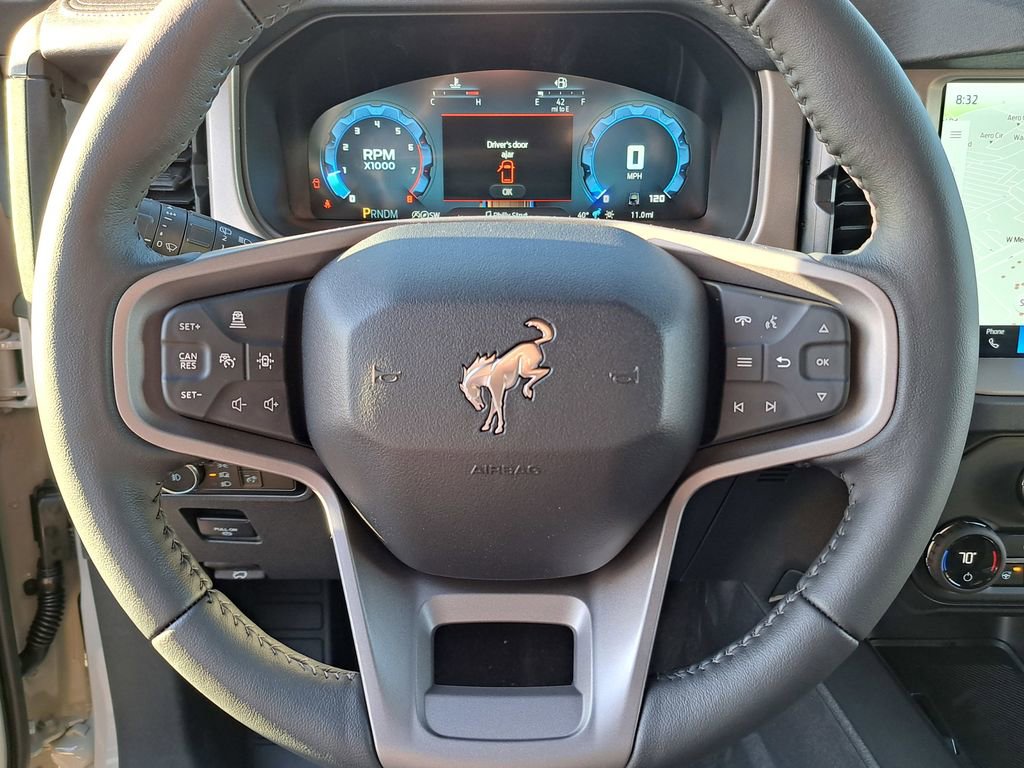 New 2025 Ford Bronco Outer Banks AWD/4WD image 9