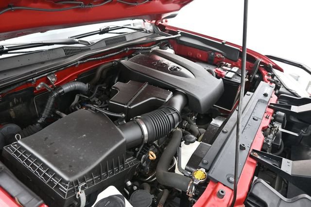 Used 2017 Toyota Tacoma TRD Off-Road AWD/4WD image 28