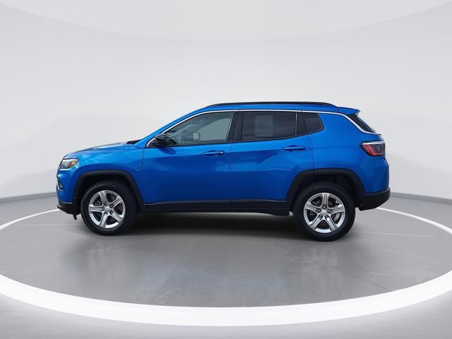 Used 2023 Jeep Compass Latitude w/ Convenience Group image 5