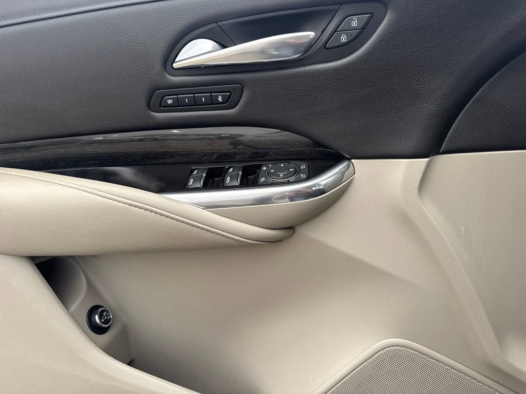 Used 2019 Cadillac XT4 Premium Luxury w/ Cold Weather Package image 24