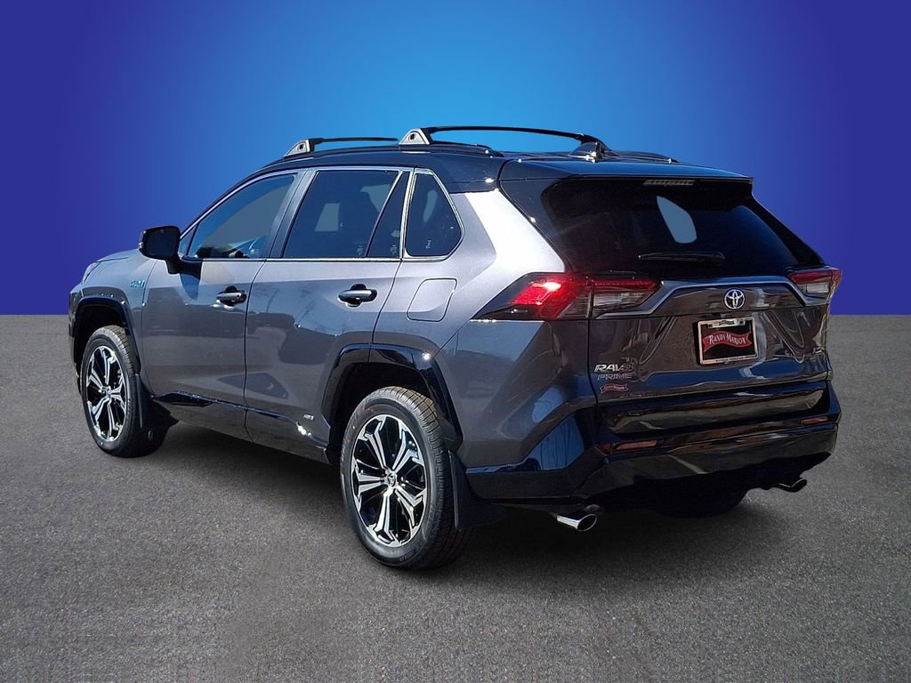Used 2023 Toyota RAV4 XSE w/ Weather Package image 6