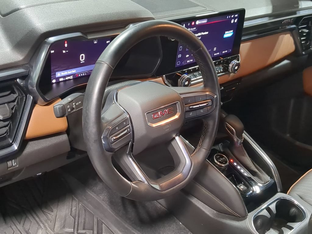 Used 2023 GMC Canyon AT4 w/ AT4 Premium Package AWD/4WD image 12
