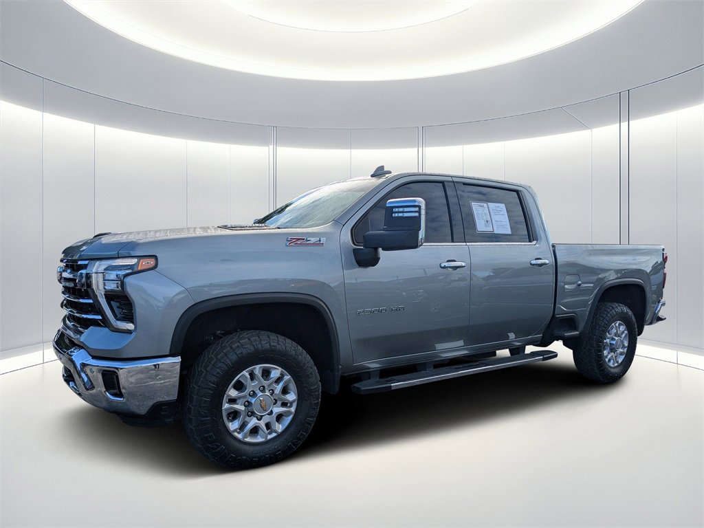 Used 2024 Chevrolet Silverado 2500 LTZ w/ LTZ Convenience Package image 7