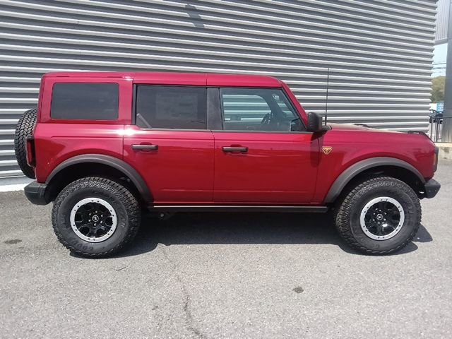 New 2025 Ford Bronco Badlands w/ Sasquatch Package image 2