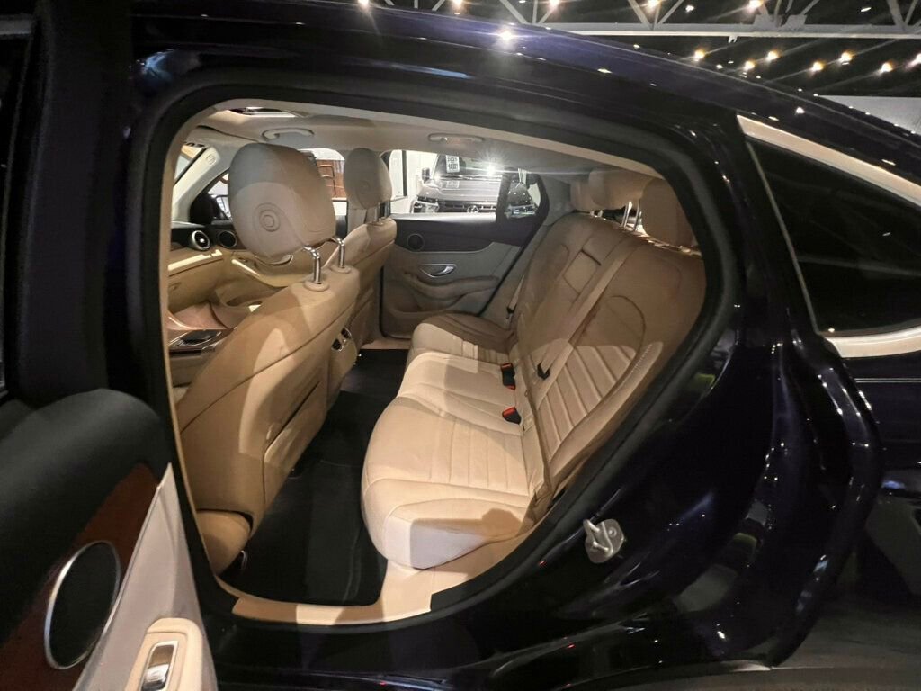 Used 2020 Mercedes-Benz GLC 300 4MATIC Coupe image 24