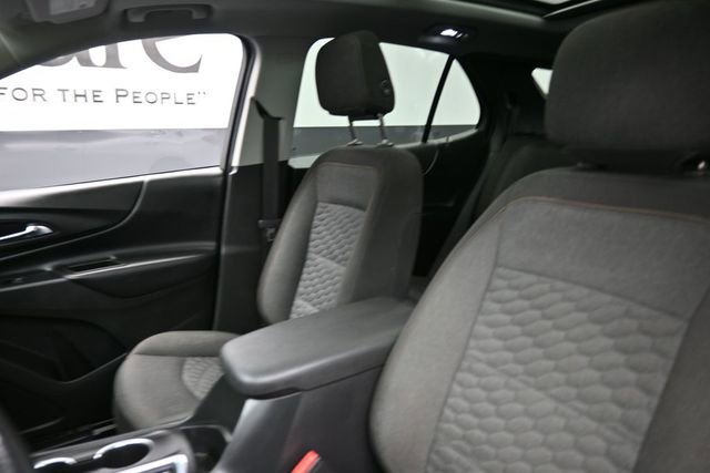 Used 2019 Chevrolet Equinox LT FWD image 16