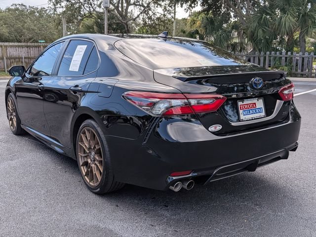 Used 2023 Toyota Camry SE w/ Convenience Package FWD image 5