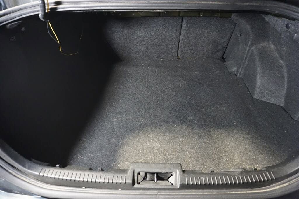 Used 2010 Ford Fusion SE FWD image 18