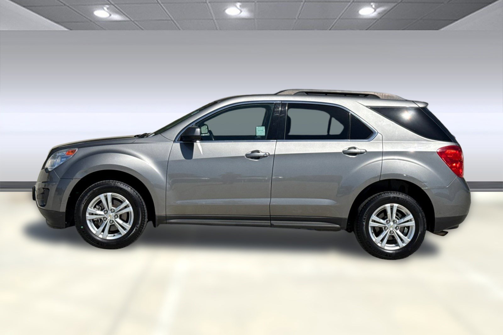 Used 2012 Chevrolet Equinox LT w/ Driver Convenience Package FWD image 2
