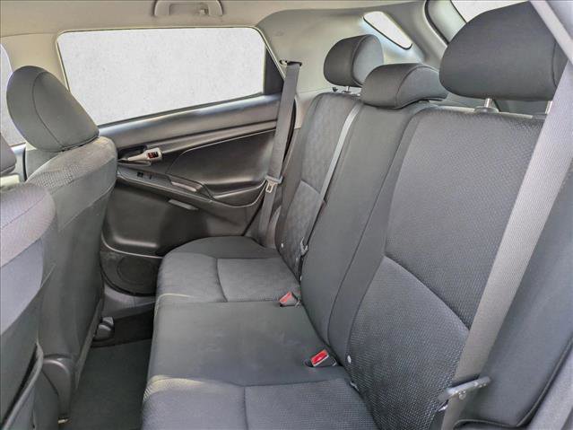 Used 2010 Toyota Matrix image 16