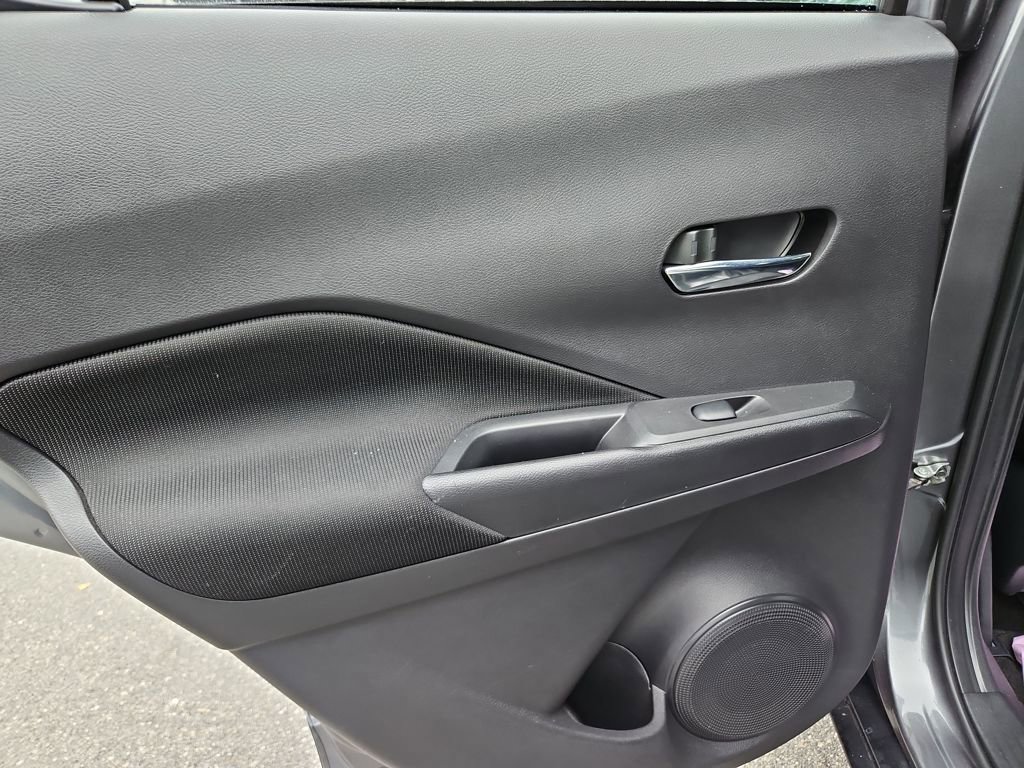 Used 2024 Nissan Kicks SV image 28