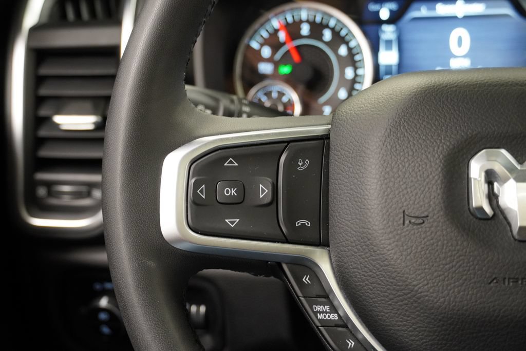 Used 2025 RAM 1500 Big Horn AWD/4WD image 35