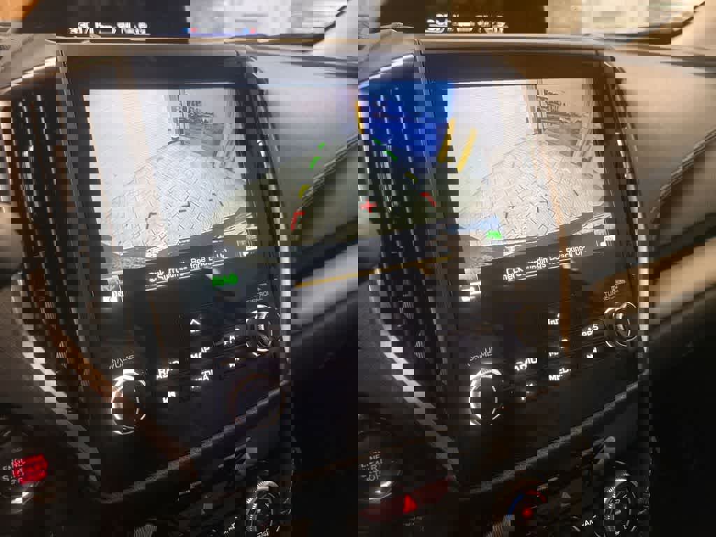 Used 2024 Subaru Forester Limited image 32