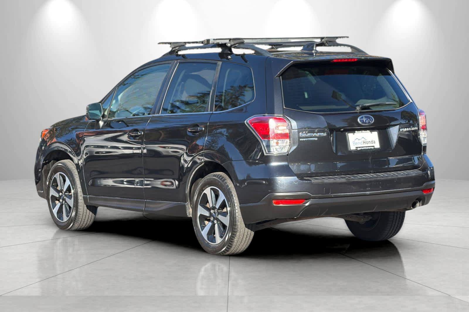 Used 2018 Subaru Forester 2.5i Limited AWD/4WD image 6